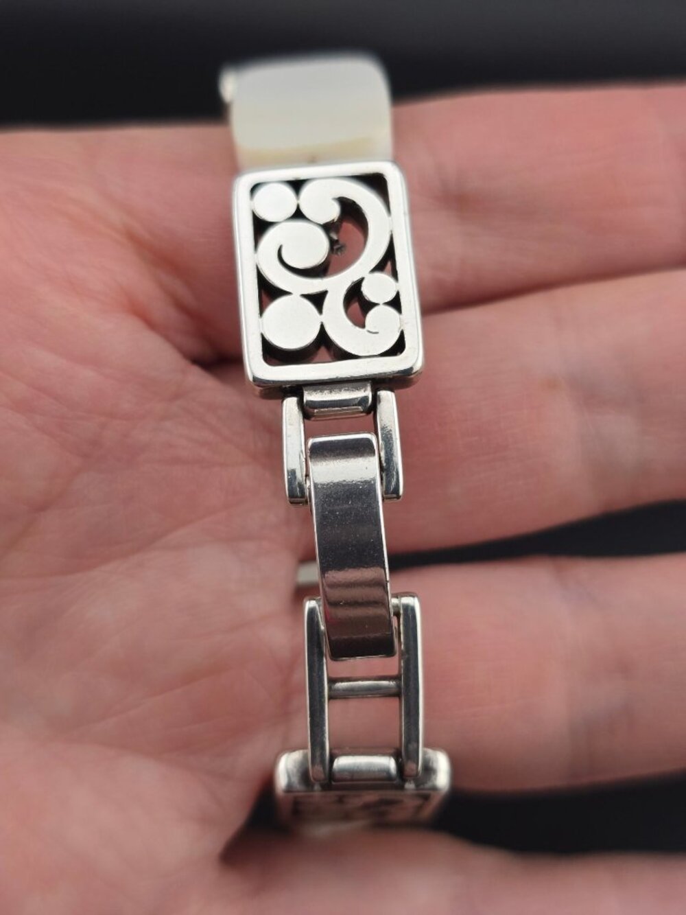 Brighton Contempo Mother Of Pearl Bracelet Silver-Tone 6.5 Inches Retired - Picture 7 of 10